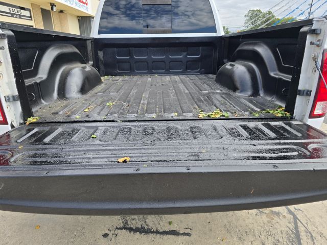 2019 Ram 1500 Classic SLT Crew Cab 4x2 6'4 Box San Antonio TX