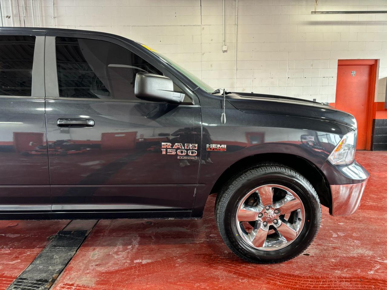 2019 Ram 1500 Classic SLT Franklin OH