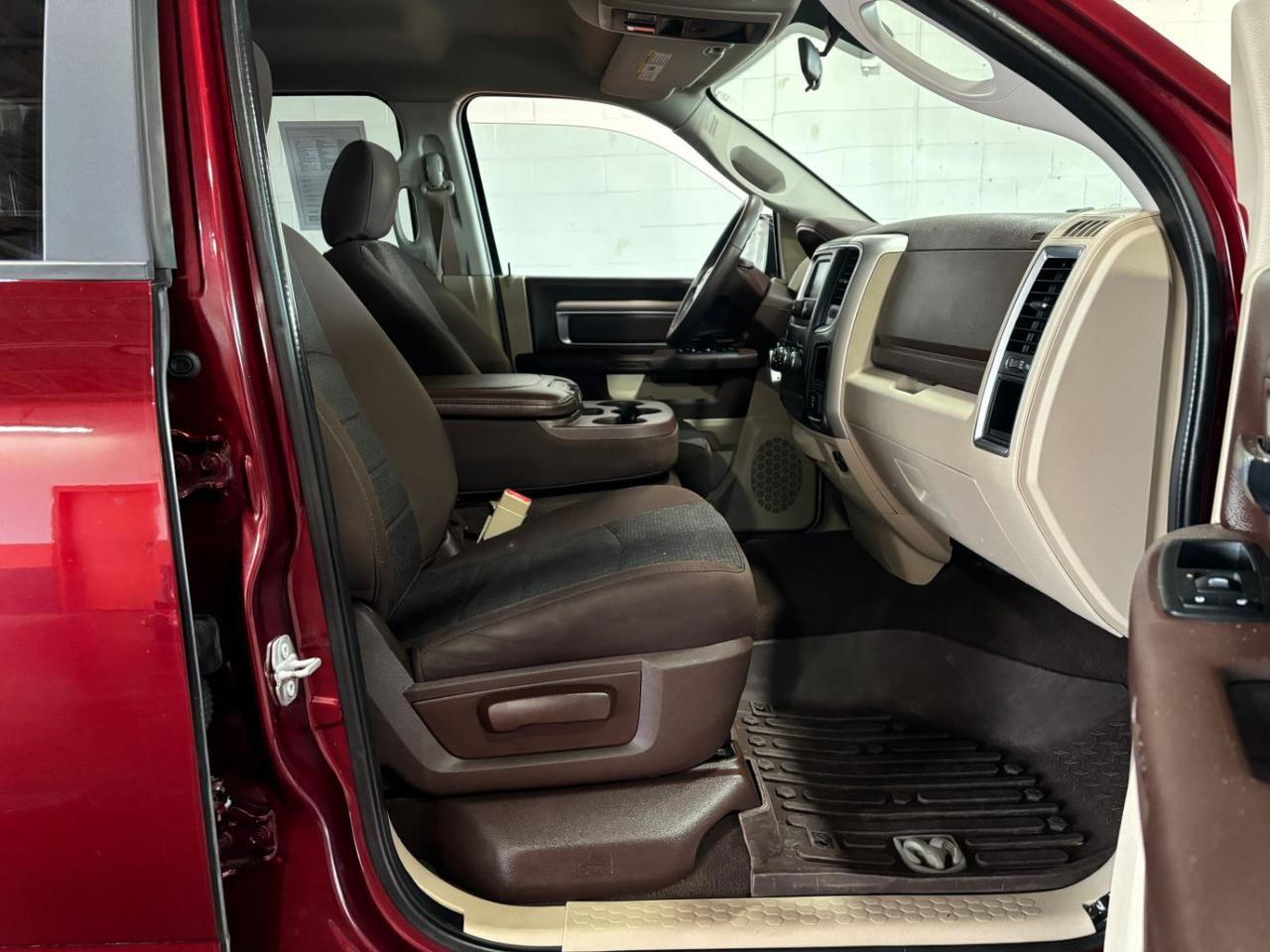 2019 Ram 1500 Classic SLT Quad Cab 4x4 6'4 Box Franklin OH