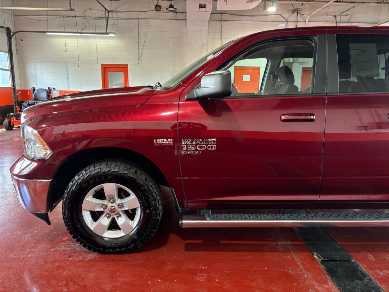 2019 Ram 1500 Classic SLT Quad Cab 4x4 6'4 Box Franklin OH