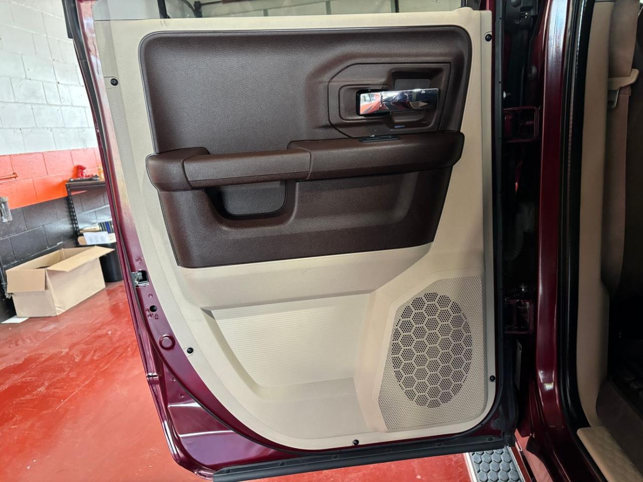 2019 Ram 1500 Classic SLT Quad Cab 4x4 6'4 Box Franklin OH