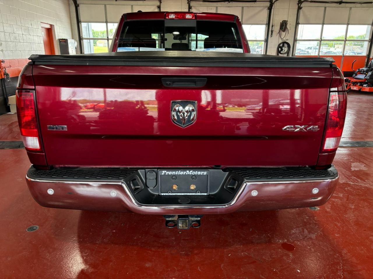 2019 Ram 1500 Classic SLT Quad Cab 4x4 6'4 Box Franklin OH