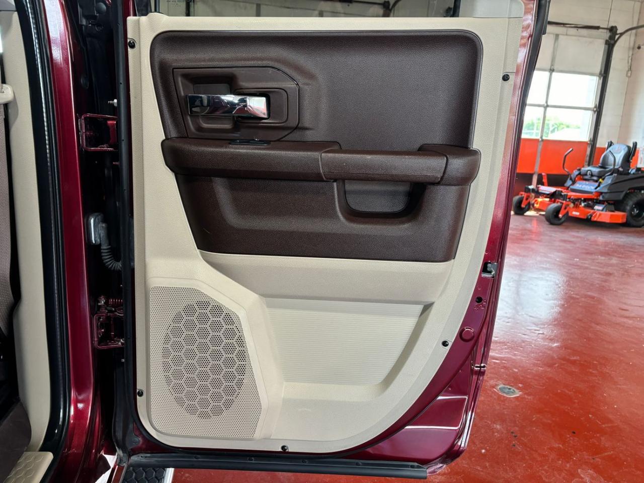 2019 Ram 1500 Classic SLT Quad Cab 4x4 6'4 Box Franklin OH