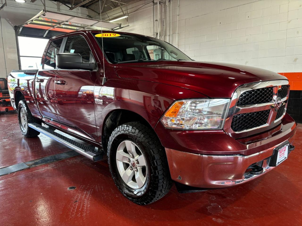 2019 Ram 1500 Classic SLT Quad Cab 4x4 6'4 Box Franklin OH