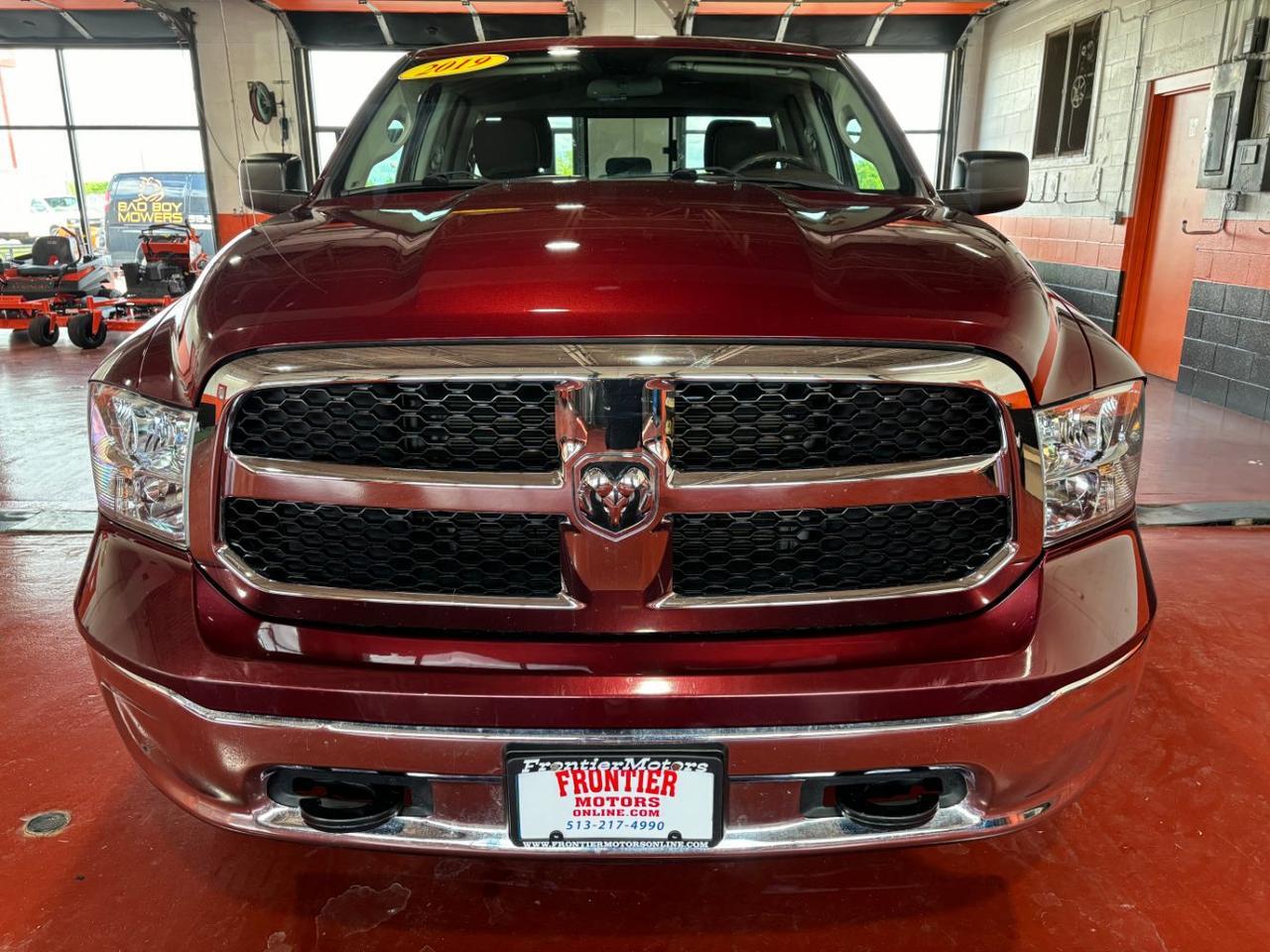 2019 Ram 1500 Classic SLT Quad Cab 4x4 6'4 Box Franklin OH