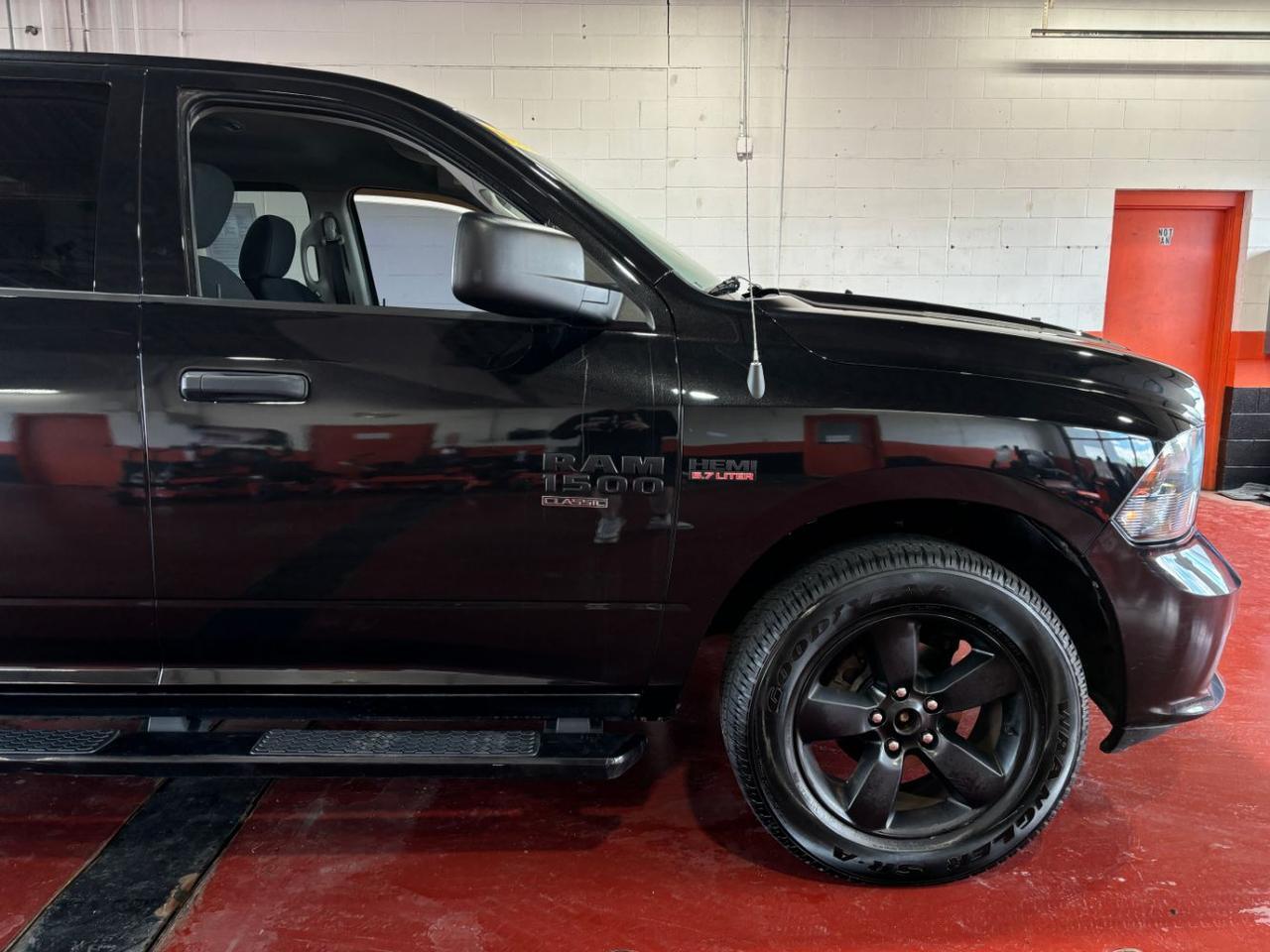 2019 Ram 1500 Classic ST Franklin OH