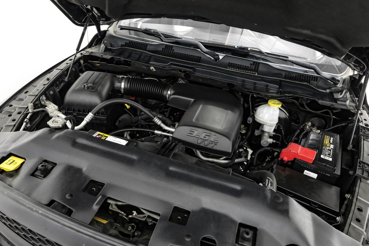 2019 Ram 1500 Classic TRADESMAN CREW CAB AUTOMATIC BLUETOOTH CRUISE CONTROL TOW HITCH Carrollton TX