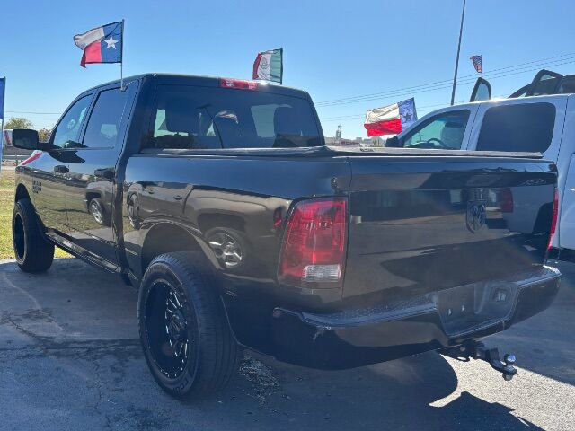 2019 Ram 1500 Classic Tradesman Crew Cab 4x2 5&apos;7 Box