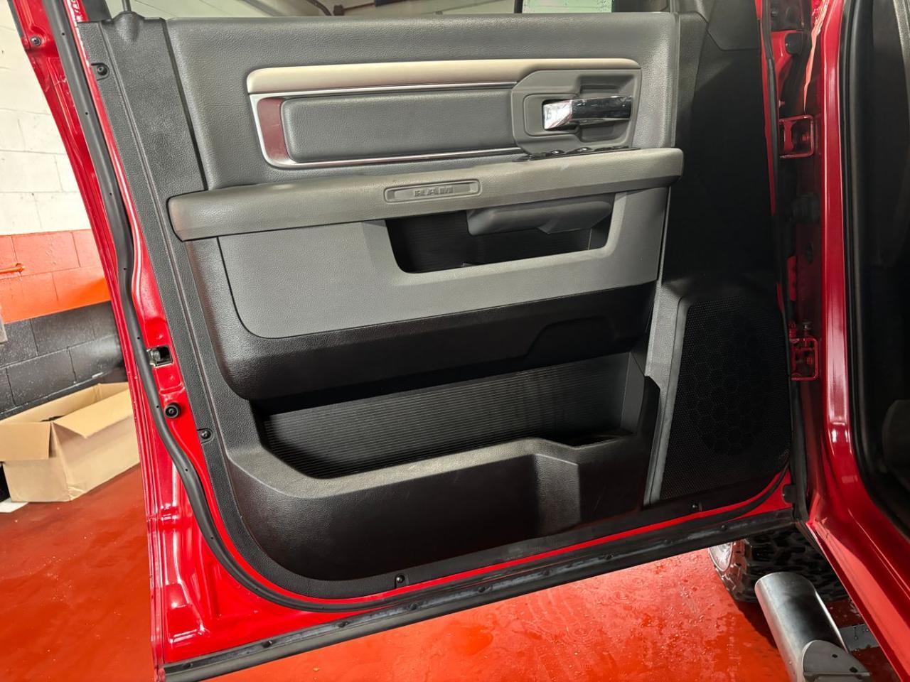 2019 Ram 1500 Classic Warlock Crew Cab 4x4 5'7 Box Franklin OH