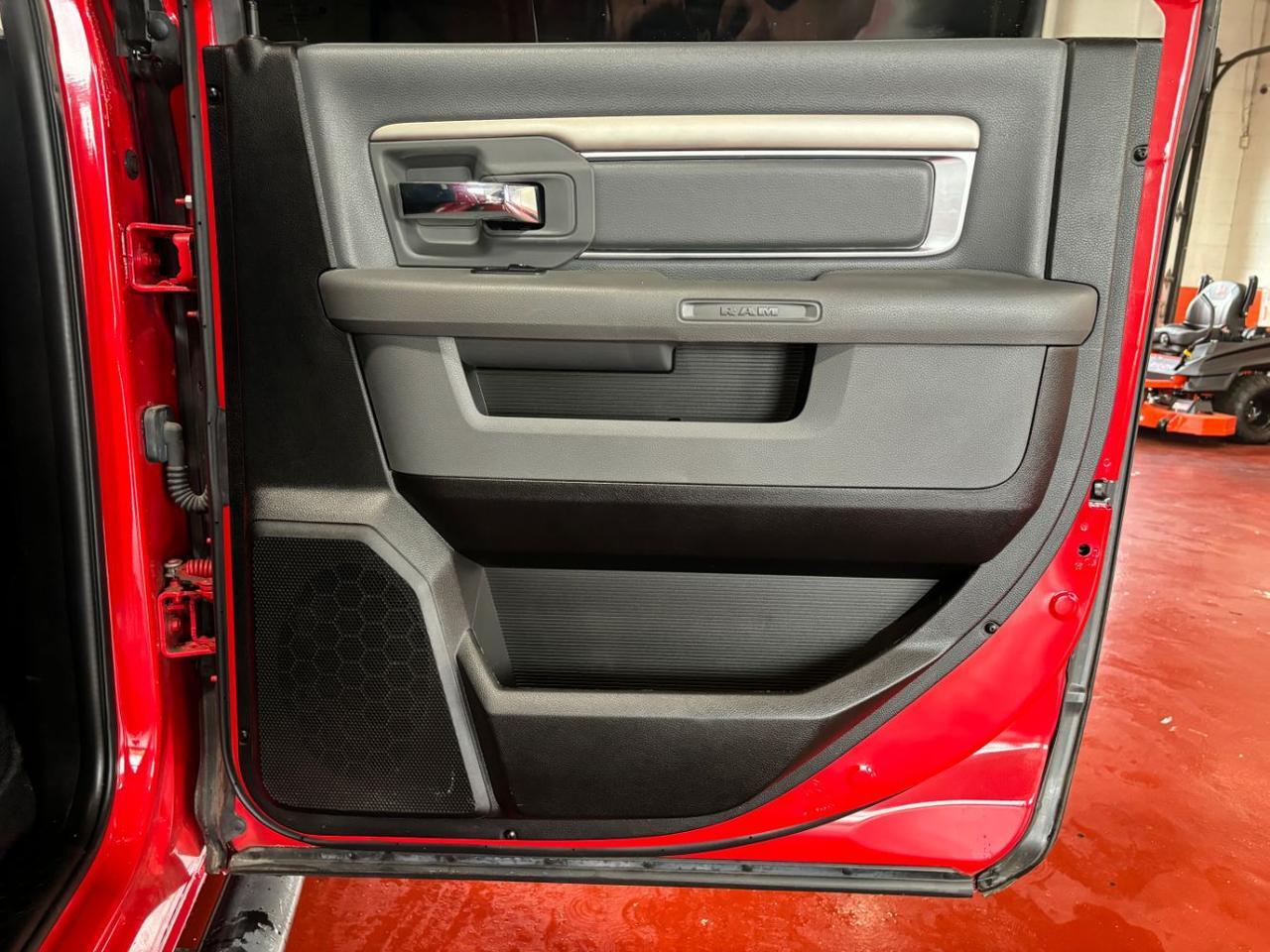 2019 Ram 1500 Classic Warlock Crew Cab 4x4 5'7 Box Franklin OH