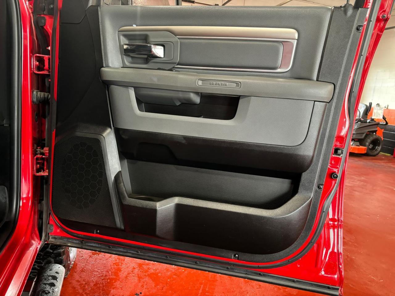 2019 Ram 1500 Classic Warlock Crew Cab 4x4 5'7 Box Franklin OH