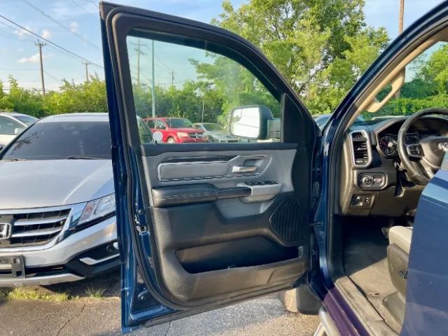 2019 Ram 1500 Crew Cab Big Horn Pickup 4D 6 1/3 ft Cincinnati OH