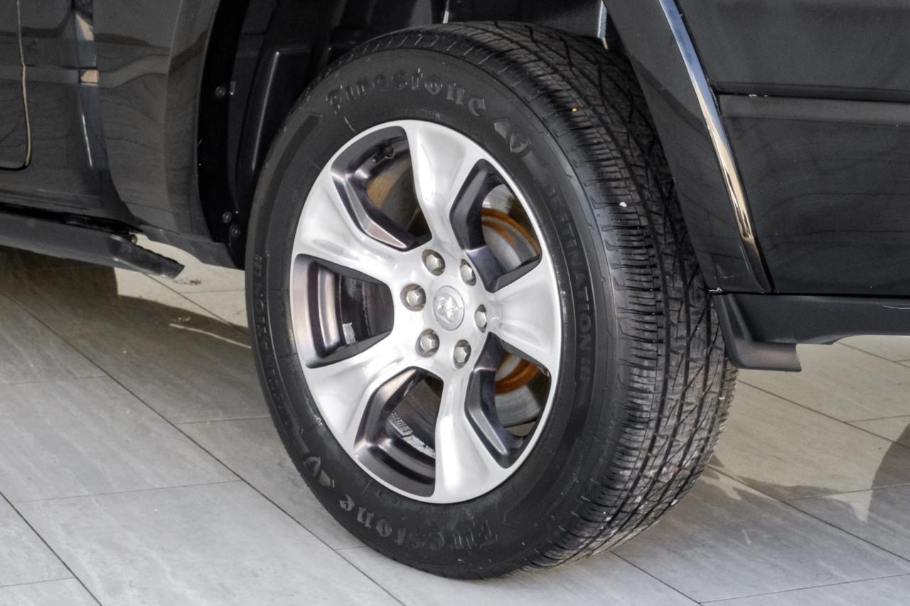 2019 Ram 1500 LARAMIE CREW CAB 4WD 5.7L HEMI BLIND SPOT ASSIST NAVIGATION PANO Carrollton TX