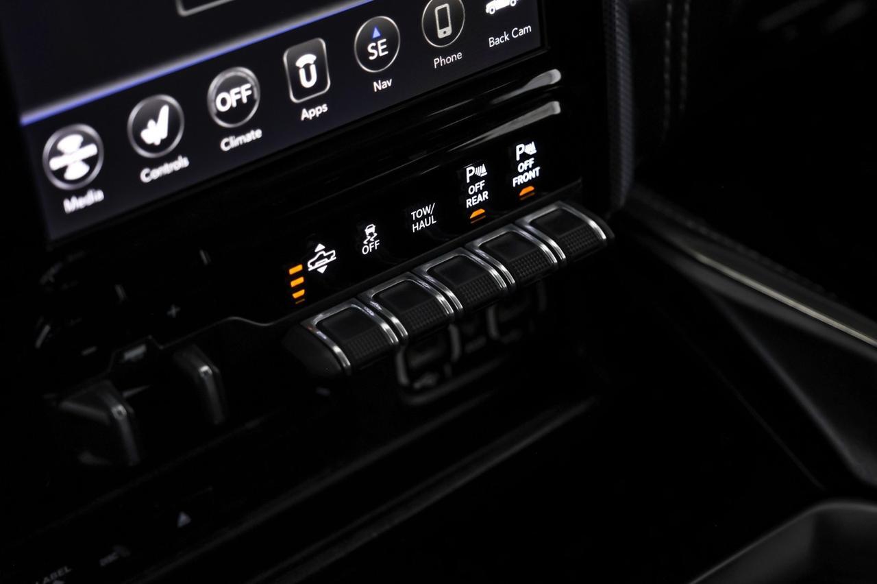 2019 Ram 1500 LIMITED CREW CAB 5.7L HEMI BLIND SPOT ADVANCE SAFETY GROUP NAVIG Carrollton TX