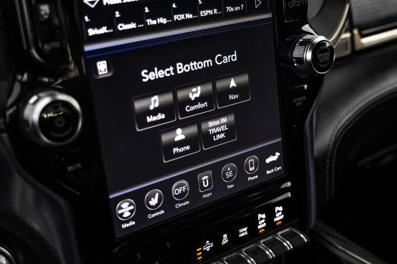 2019 Ram 1500 LIMITED CREW CAB 5.7L HEMI BLIND SPOT ADVANCE SAFETY GROUP NAVIG Carrollton TX