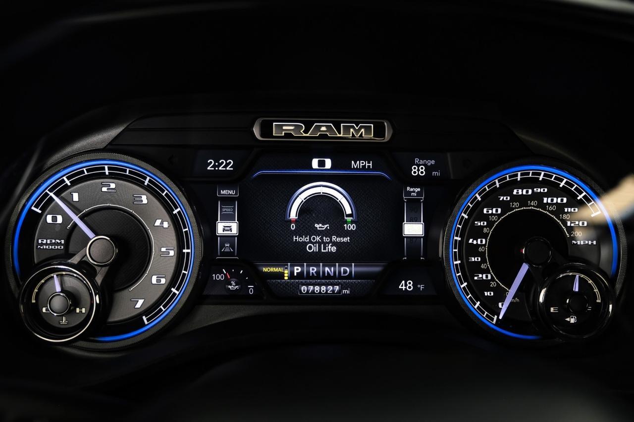 2019 Ram 1500 LIMITED CREW CAB 5.7L HEMI BLIND SPOT ADVANCE SAFETY GROUP NAVIG Carrollton TX