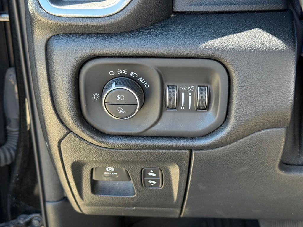 2019 Ram 1500 Laramie Crestwood KY