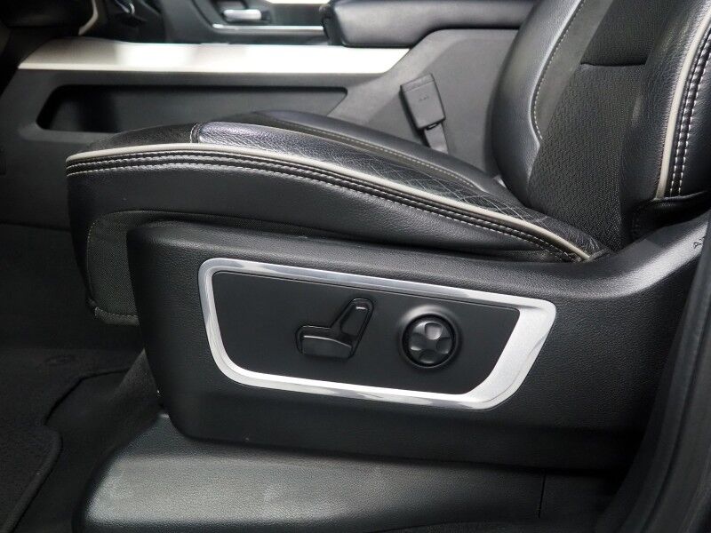 2019 Ram 1500 Laramie Crew Cab 4WD *SPORT APPEARANCE PKG, OFF-ROAD PKG, BLIND SPOT ALERT, BACKUP CAMERA, COLOR TOUCHSCREEN, LEATHER, CLIMATE SEATS, HEATED STEERING, REMOTE START, 20 INCH WHEELS, ALPINE AUDIO, ANDROID & APPLE Round Rock TX