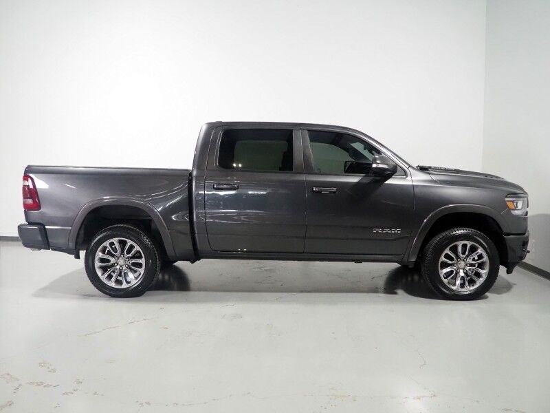 2019 Ram 1500 Laramie Crew Cab 4WD *SPORT APPEARANCE PKG, OFF-ROAD PKG, BLIND SPOT ALERT, BACKUP CAMERA, COLOR TOUCHSCREEN, LEATHER, CLIMATE SEATS, HEATED STEERING, REMOTE START, 20 INCH WHEELS, ALPINE AUDIO, ANDROID & APPLE Round Rock TX