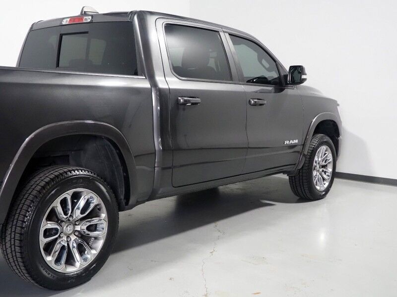 2019 Ram 1500 Laramie Crew Cab 4WD *SPORT APPEARANCE PKG, OFF-ROAD PKG, BLIND SPOT ALERT, BACKUP CAMERA, COLOR TOUCHSCREEN, LEATHER, CLIMATE SEATS, HEATED STEERING, REMOTE START, 20 INCH WHEELS, ALPINE AUDIO, ANDROID & APPLE Round Rock TX