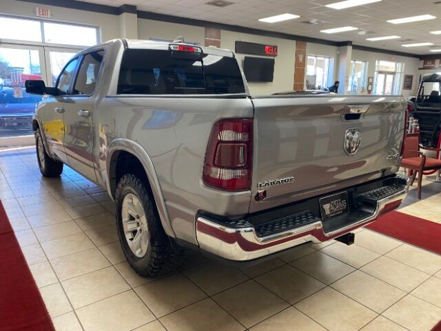 2019 Ram 1500 Laramie Crew Cab 4x4 5'7 Box