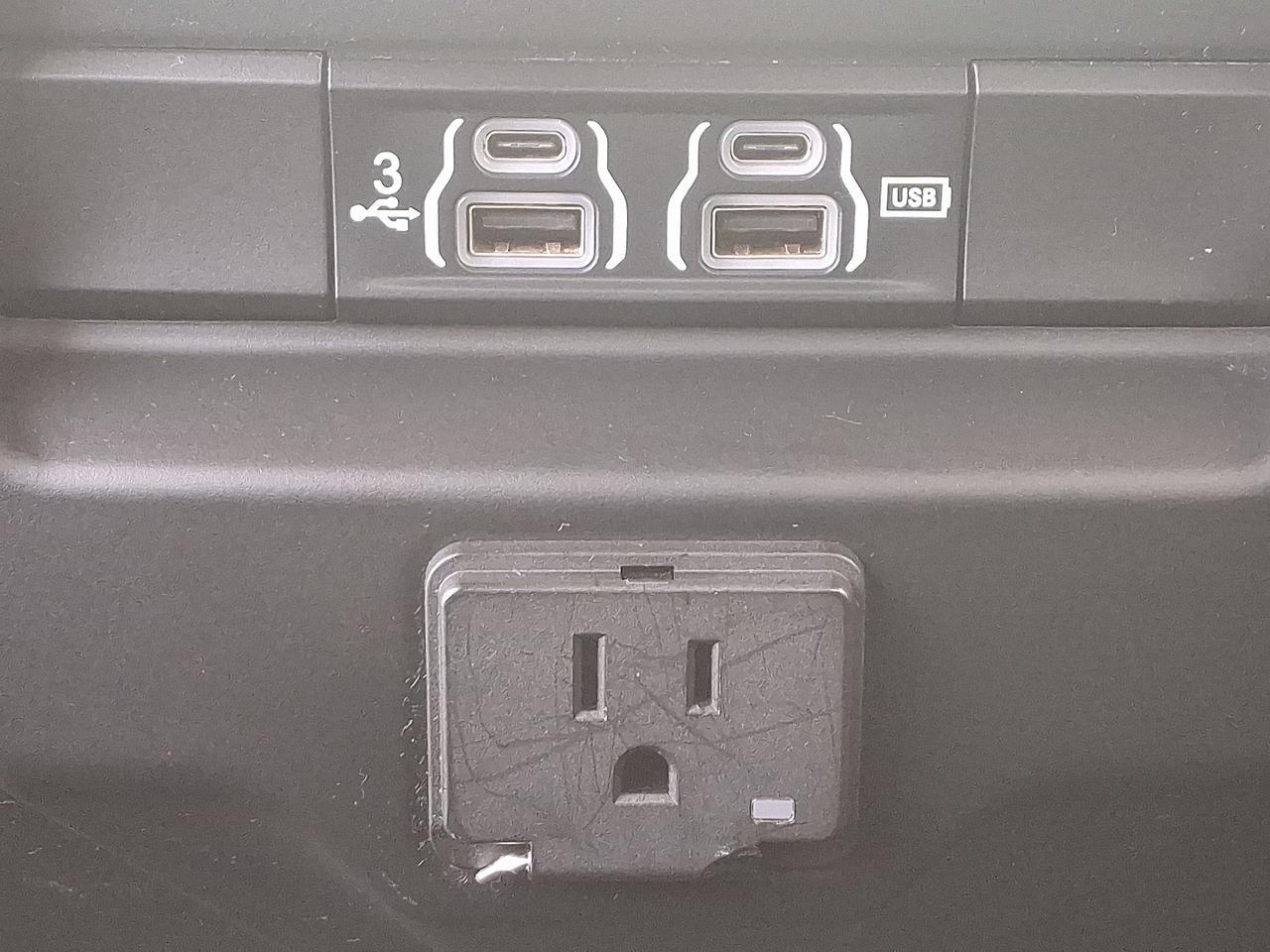 2019 Ram 1500 Laramie Crew Cab 4x4 5'7" Box Vineland NJ