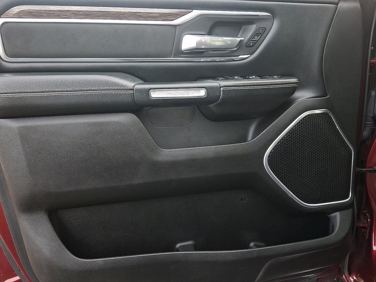 2019 Ram 1500 Laramie Crew Cab 4x4 5'7" Box Vineland NJ