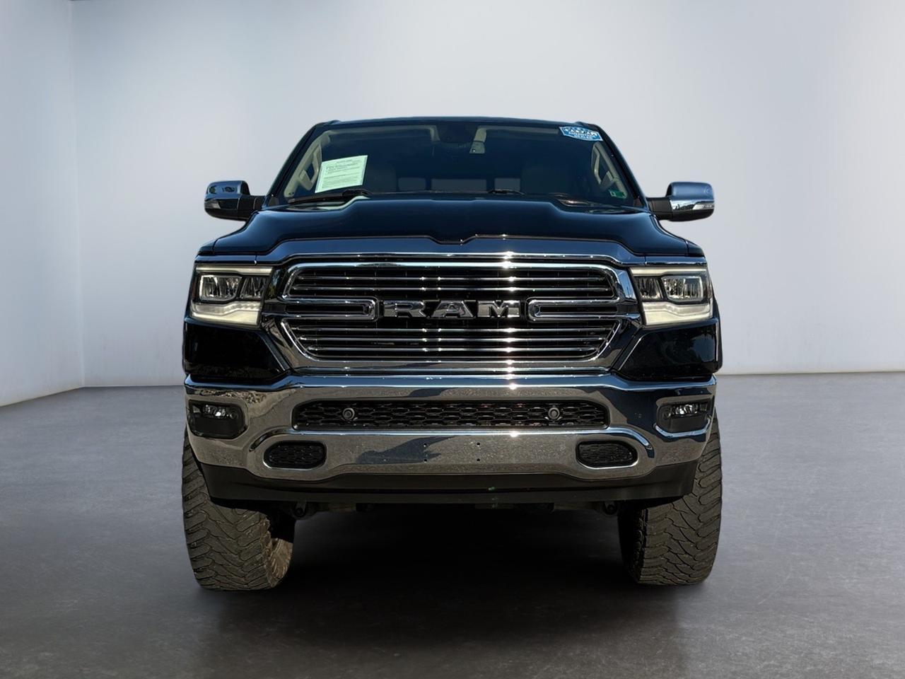 2019 Ram 1500 Laramie, TOW PACKAGE, BED LINER, APPLE CARPLAY/ANDROID AUTO, HEATED STEERING WHEEL & SEATS, BLIND SPOT ALERT, LANE KEEP ASSIST, REAR POWER SLIDING WINDOW, SUNROOF, CLEAN CERTIFIED CARFAX, RAM INTO SUMMER IN THIS 1500 LARAMIE! Virginia Beach VA