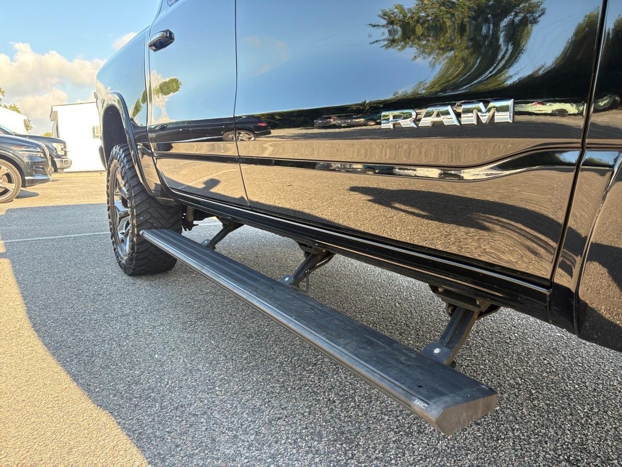 2019 Ram 1500 Laramie, TOW PACKAGE, BED LINER, APPLE CARPLAY/ANDROID AUTO, HEATED STEERING WHEEL & SEATS, BLIND SPOT ALERT, LANE KEEP ASSIST, REAR POWER SLIDING WINDOW, SUNROOF, CLEAN CERTIFIED CARFAX, RAM INTO SUMMER IN THIS 1500 LARAMIE! Virginia Beach VA