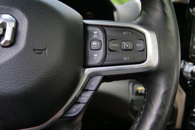 2019 Ram 1500 Laramie / Wheels & Tires / 5.7L V8! High Point NC