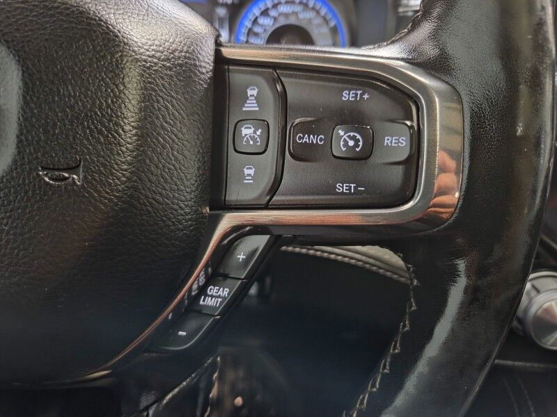2019 Ram 1500 Limited 5.7L V8 12in GPS Nav Camera Sunroof FREE WARRANTY Arlington TX