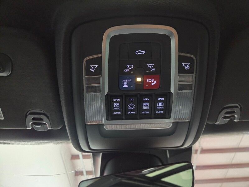 2019 Ram 1500 Limited 5.7L V8 12in GPS Nav Camera Sunroof FREE WARRANTY Arlington TX