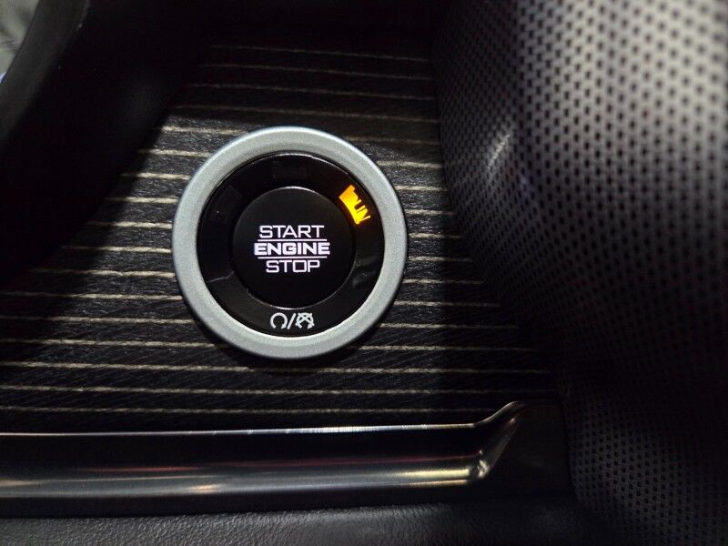 2019 Ram 1500 Limited 5.7L V8 12in GPS Nav Camera Sunroof FREE WARRANTY Arlington TX