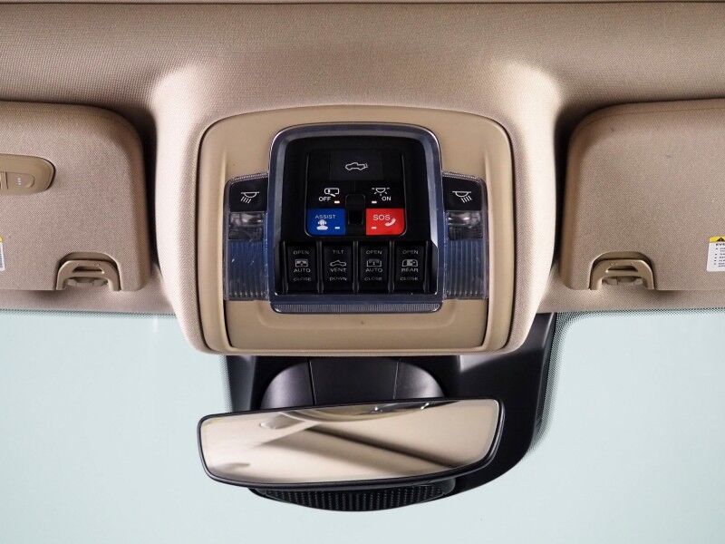 2019 Ram 1500 Limited Crew Cab *NAVIGATION, ADAPTIVE CRUISE, SAFETY ALERTS, COLOR TOUCHSCREEN, 360 VIEW CAMERAS, PANORAMA MOONROOF, LEATHER, CLIMATE SEATS, HEATED STEERING, 22 INCH WHEELS, HARMAN/KARDON, WIRELESS CHARGING Round Rock TX