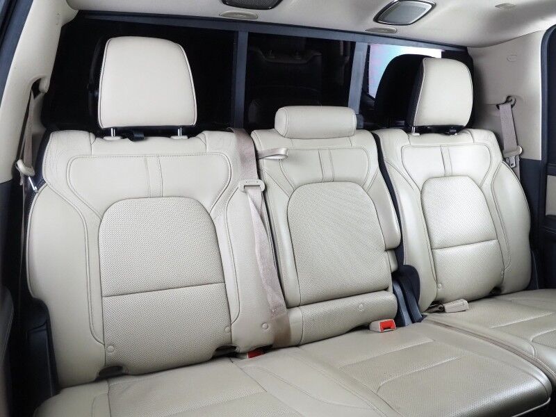 2019 Ram 1500 Limited Crew Cab *NAVIGATION, ADAPTIVE CRUISE, SAFETY ALERTS, COLOR TOUCHSCREEN, 360 VIEW CAMERAS, PANORAMA MOONROOF, LEATHER, CLIMATE SEATS, HEATED STEERING, 22 INCH WHEELS, HARMAN/KARDON, WIRELESS CHARGING Round Rock TX