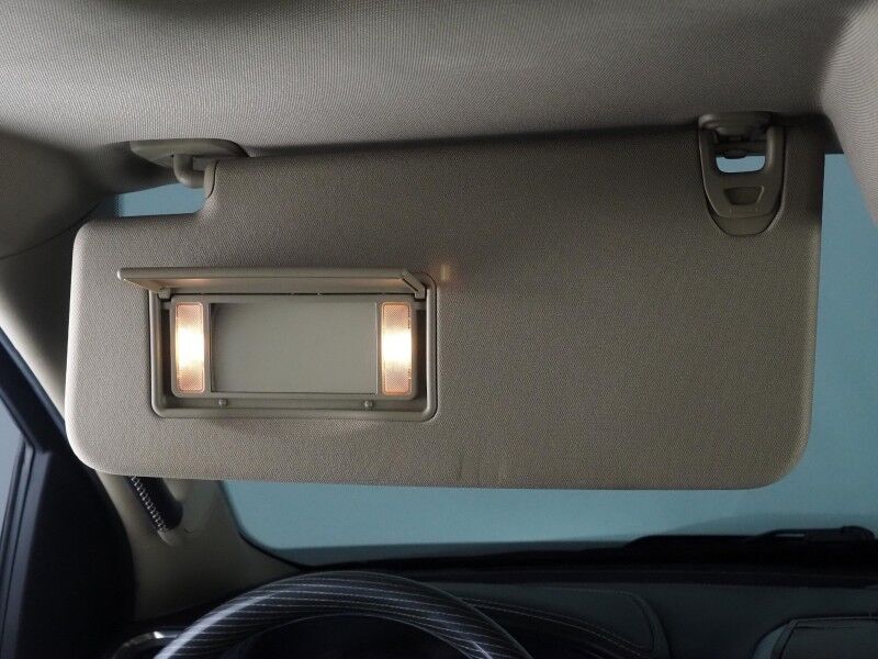 2019 Ram 1500 Limited Crew Cab *NAVIGATION, ADAPTIVE CRUISE, SAFETY ALERTS, COLOR TOUCHSCREEN, 360 VIEW CAMERAS, PANORAMA MOONROOF, LEATHER, CLIMATE SEATS, HEATED STEERING, 22 INCH WHEELS, HARMAN/KARDON, WIRELESS CHARGING Round Rock TX