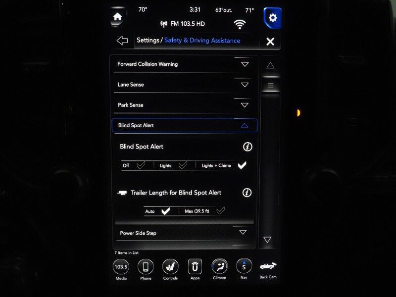 2019 Ram 1500 Limited Crew Cab *NAVIGATION, ADAPTIVE CRUISE, SAFETY ALERTS, COLOR TOUCHSCREEN, 360 VIEW CAMERAS, PANORAMA MOONROOF, LEATHER, CLIMATE SEATS, HEATED STEERING, 22 INCH WHEELS, HARMAN/KARDON, WIRELESS CHARGING Round Rock TX