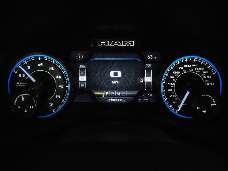 2019 Ram 1500 Limited Crew Cab *NAVIGATION, ADAPTIVE CRUISE, SAFETY ALERTS, COLOR TOUCHSCREEN, 360 VIEW CAMERAS, PANORAMA MOONROOF, LEATHER, CLIMATE SEATS, HEATED STEERING, 22 INCH WHEELS, HARMAN/KARDON, WIRELESS CHARGING Round Rock TX