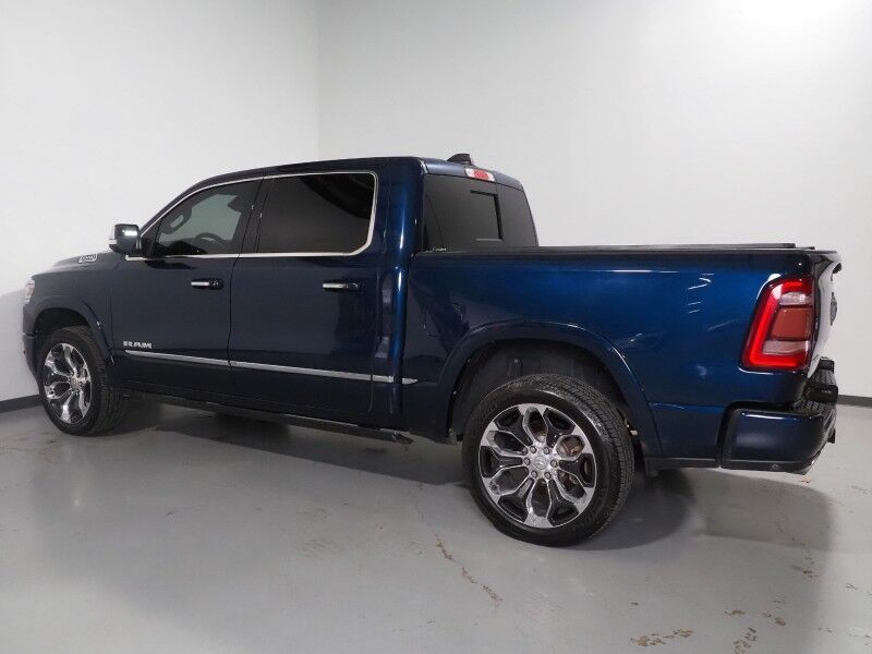2019 Ram 1500 Limited Crew Cab *NAVIGATION, ADAPTIVE CRUISE, SAFETY ALERTS, COLOR TOUCHSCREEN, 360 VIEW CAMERAS, PANORAMA MOONROOF, LEATHER, CLIMATE SEATS, HEATED STEERING, 22 INCH WHEELS, HARMAN/KARDON, WIRELESS CHARGING Round Rock TX