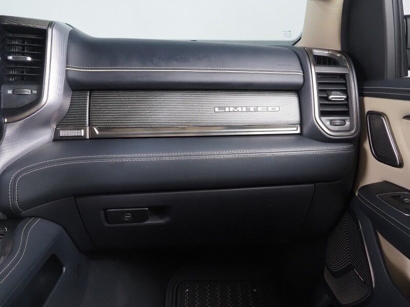 2019 Ram 1500 Limited Crew Cab *NAVIGATION, ADAPTIVE CRUISE, SAFETY ALERTS, COLOR TOUCHSCREEN, 360 VIEW CAMERAS, PANORAMA MOONROOF, LEATHER, CLIMATE SEATS, HEATED STEERING, 22 INCH WHEELS, HARMAN/KARDON, WIRELESS CHARGING Round Rock TX