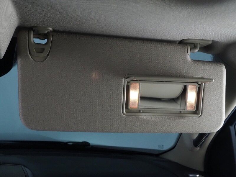 2019 Ram 1500 Limited Crew Cab *NAVIGATION, ADAPTIVE CRUISE, SAFETY ALERTS, COLOR TOUCHSCREEN, 360 VIEW CAMERAS, PANORAMA MOONROOF, LEATHER, CLIMATE SEATS, HEATED STEERING, 22 INCH WHEELS, HARMAN/KARDON, WIRELESS CHARGING Round Rock TX