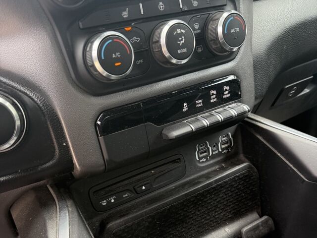 2019 Ram 1500 Lone Star Crew Cab 4WD Arlington VA