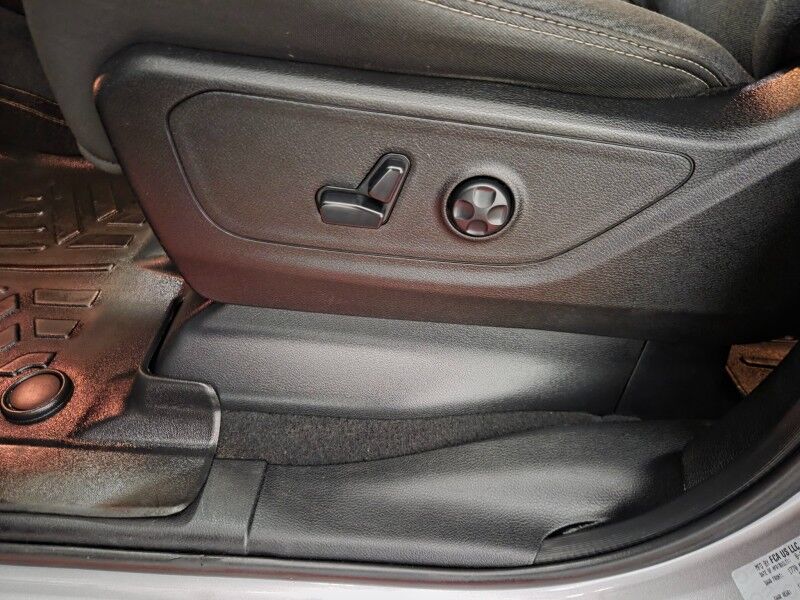 2019 Ram 1500 Lone Star Sport Pkg 5.7L Hemi V8 Touch Screen Backup Camera FREE WARRANTY Arlington TX