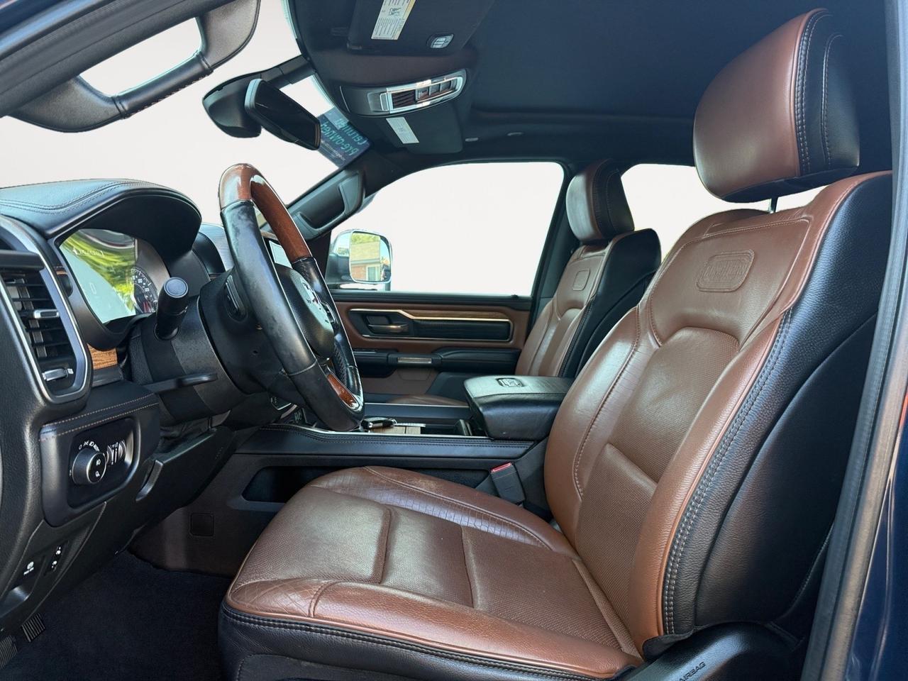 2019 Ram 1500 Longhorn, HEATED/VENTILATED SEATS, HEATED REAR SEATS, MOONROOF, APPLE CARPLAY/ANDROID AUTO, BACKUP CAMERA, NAVIGATION, POWER SLIDING REAR WINDOW, TOW PACKAGE, TOW HOOKS, BED LINER, CLEAN CARFAX, ONLY 1 OWNER!