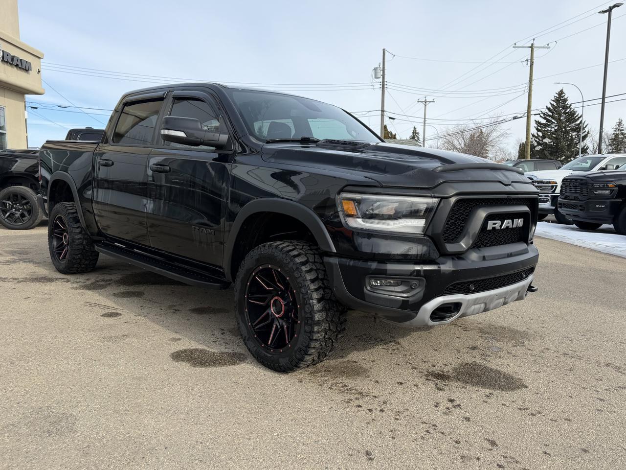 2019 Ram 1500 Rebel Crew Cab 4x4 | NAV | 12IN Display | Leather | Heated Seats | Remote Start | OffRoad Suspension Redwater AB