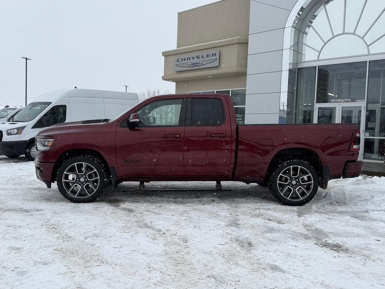 2019 Ram 1500 Sport | Heated & Cooled Seats | Sun Roof | Power Boards | Tow Package | Box Liner | Nav Redwater AB