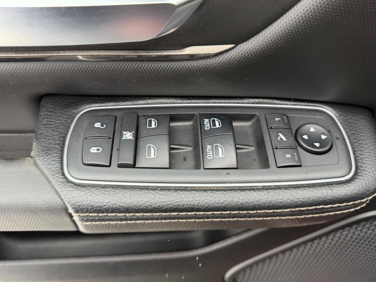 2019 Ram 1500 Sport | Heated & Cooled Seats | Sun Roof | Power Boards | Tow Package | Box Liner | Nav Redwater AB