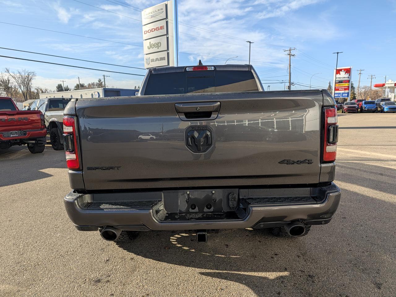 2019 Ram 1500 Sport Crew Cab 4x4 | Granite Crystal | HEMI V8 | 20IN Wheels | Remote Start | ParkSense Assist Redwater AB