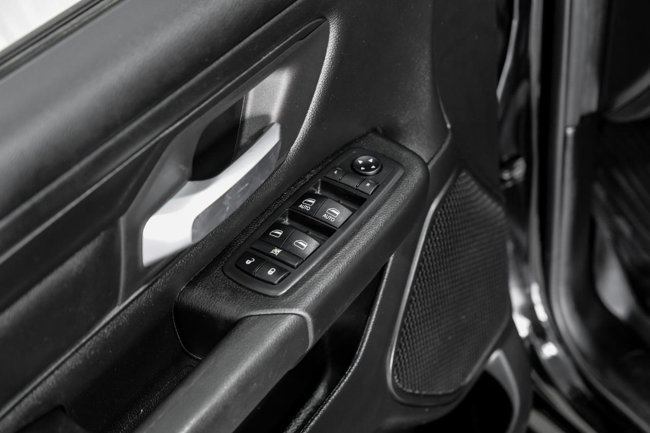 2019 Ram 1500 TRADESMAN CREW CAB 4WD 5.7L HEMI AUTOMATIC REAR CAMERA KEYLESS S Carrollton TX