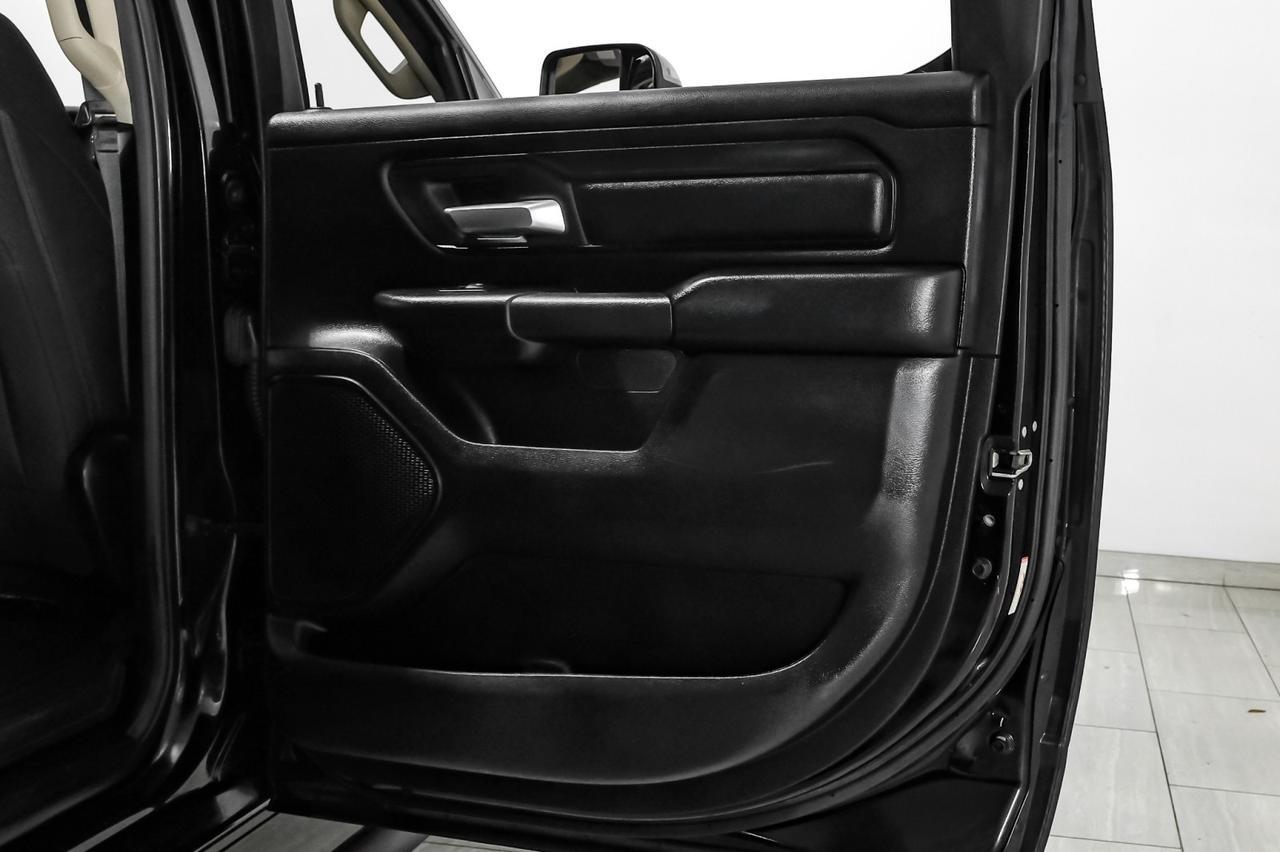 2019 Ram 1500 TRADESMAN CREW CAB 5.7L HEMI AUTOMATIC REAR CAMERA KEYLESS START TOW HITCH RUNNING BOARDS Carrollton TX